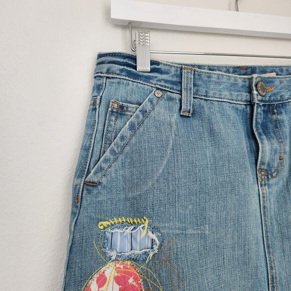 Y2K Gap Jeans Patchwork Distressed Denim Mini Skirt Low Rise Bratz Size 6 - Picture 2 of 9